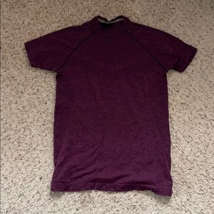 Alphalete Men’s workout shirt